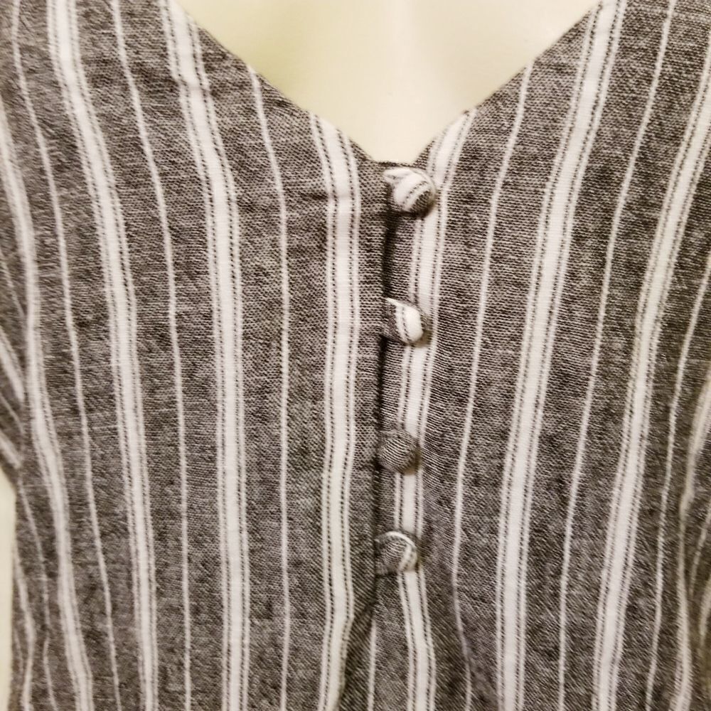 5/$25 Summer‎ Sale!!! Abound Grey & White Striped Tank Sz - Picture 4 of 6